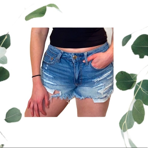 NWOT Cute high rise light blue AE shorts - Picture 5 of 6